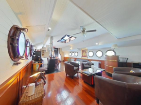 Peniche Mirage, Cabine Caravelle